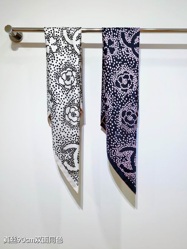 Chanel silk Scarf 90X90cm E041719